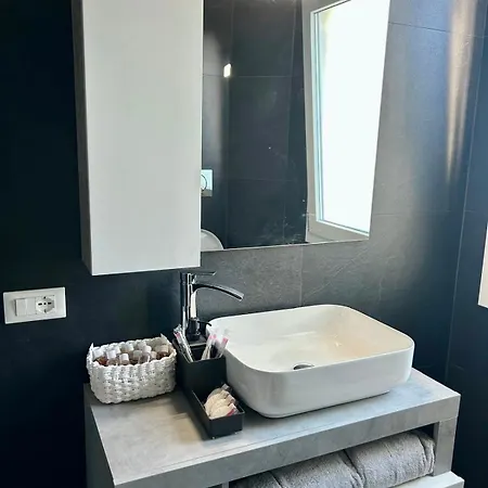 De Mio's Apartman *